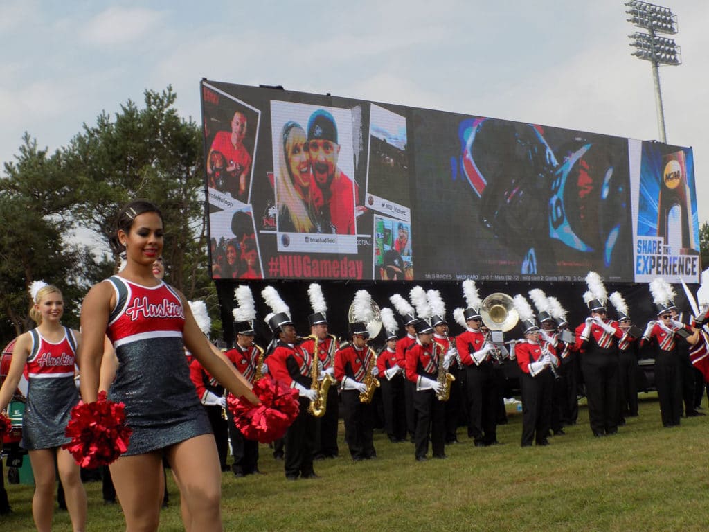 6 Ways Digital Displays will Enhance Your College Event